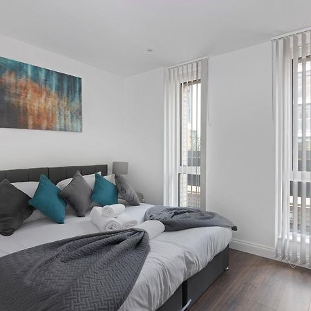 Spacious, Bright & Modern 1 & 2 Bed Apartments At Sligo House - Central Watford Watford  Exterior foto