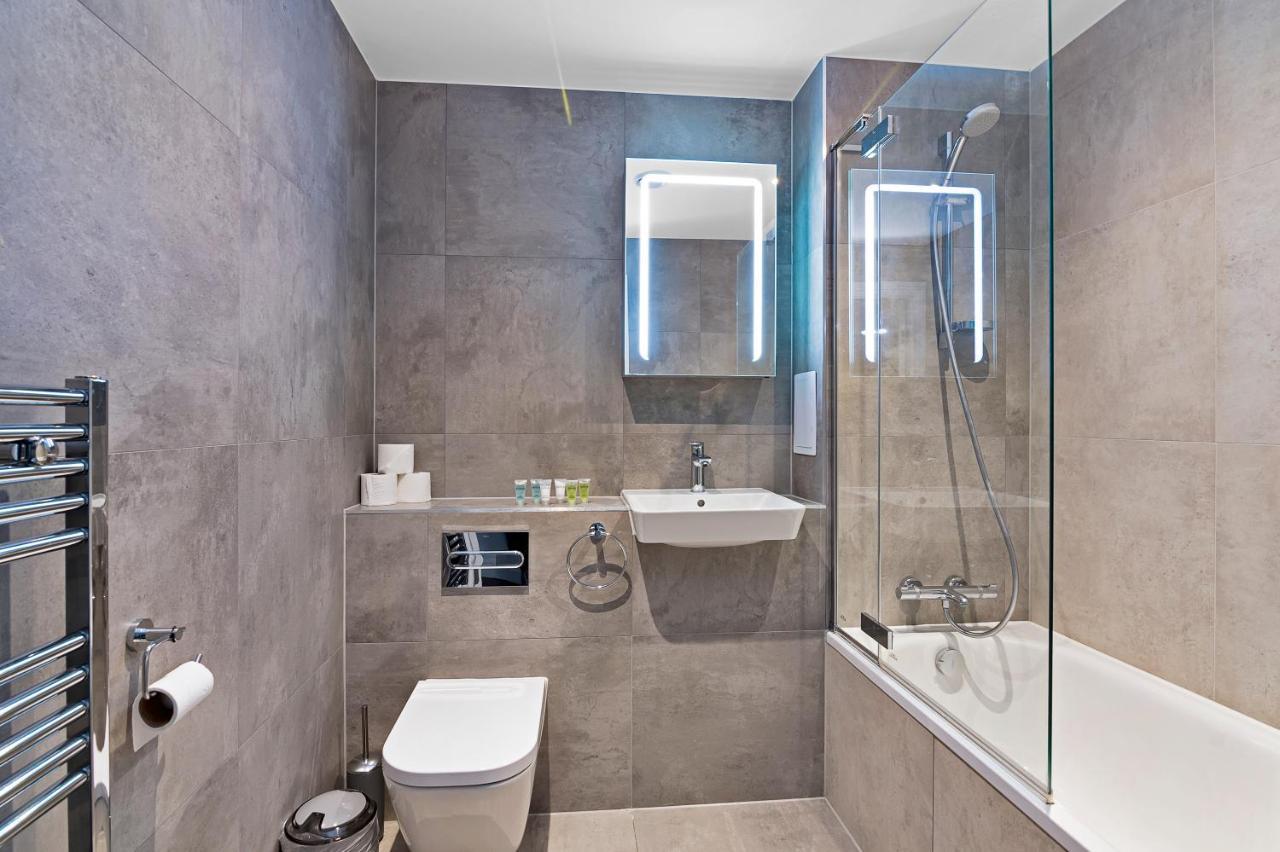 Spacious, Bright & Modern 1 & 2 Bed Apartments At Sligo House - Central Watford Watford  Exterior foto